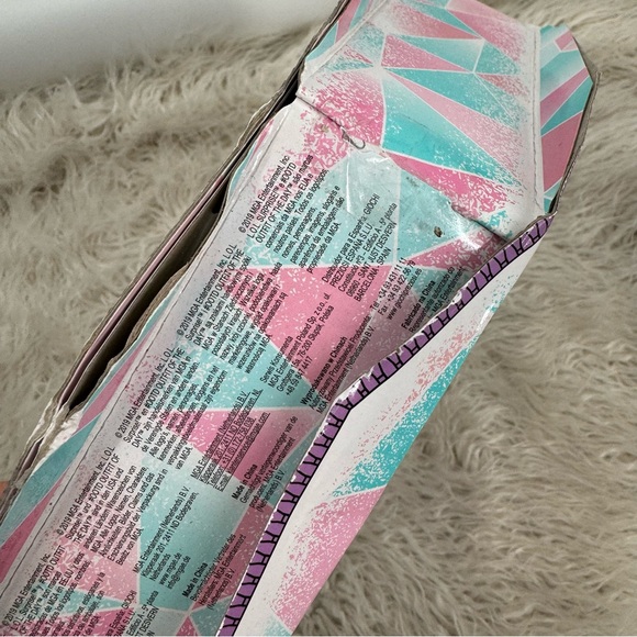 LOL Surprise #OOTD Winter Disco Limited Edition 2019 New Unused - Picture 2 of 3